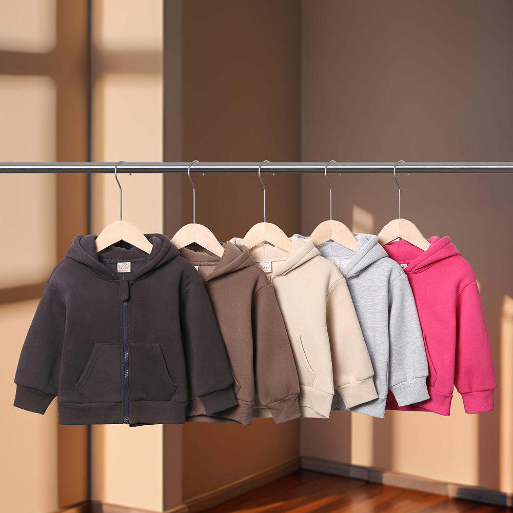 Abbigliamento Invernale per Ba - Winter Clothing Activity recensione e prezzo