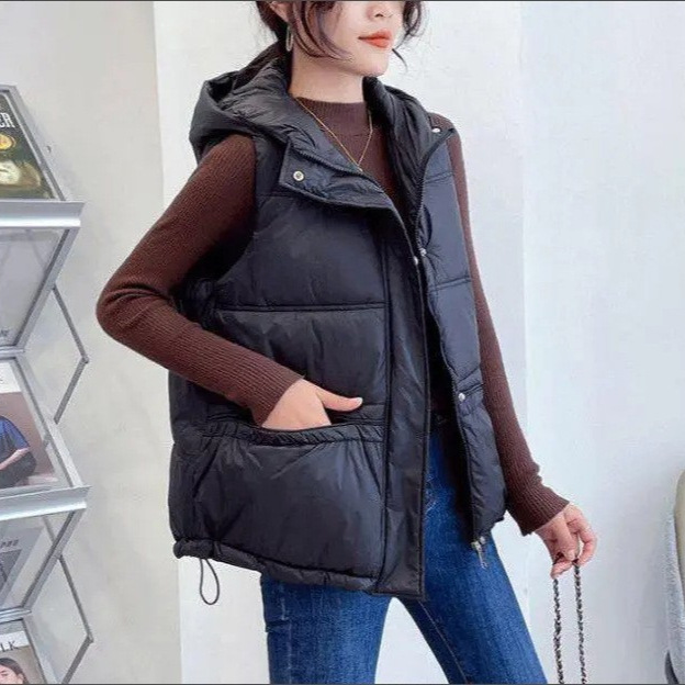 Gilet corto in piumino da donn - Winter Clothing Colors 2026 recensione e prezzo