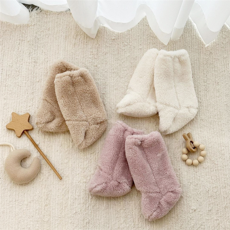 Caldi calzini invernali per ba - Winter Clothing Baby Girl recensione e prezzo
