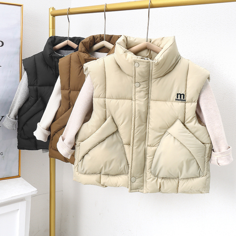 Gilet per ragazze 2025 Autunno - Winter Clothing Activity recensione e prezzo