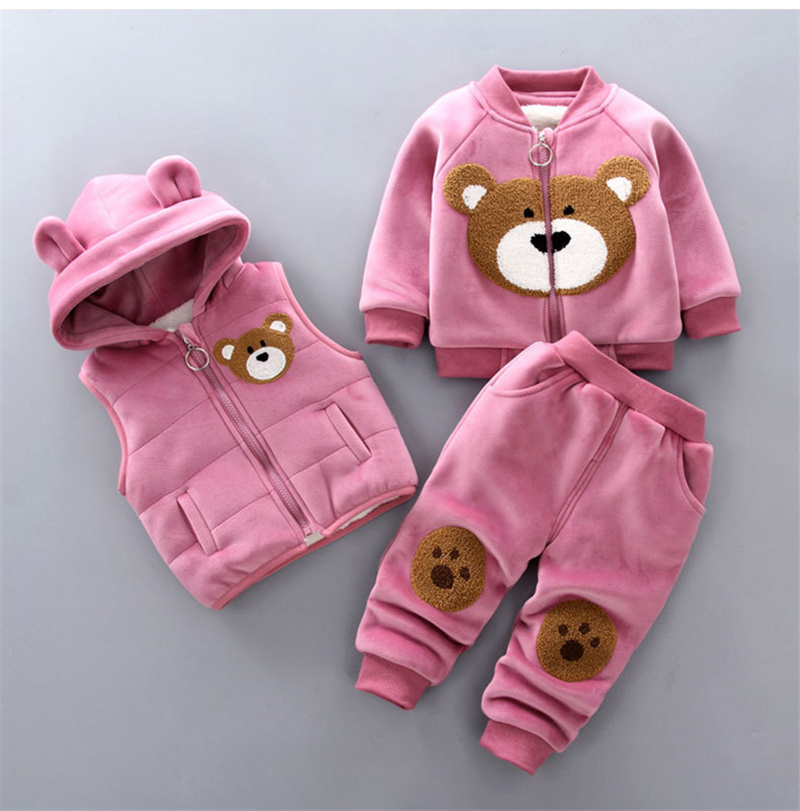 Set di abbigliamento invernale - Winter Clothing Activity recensione e prezzo