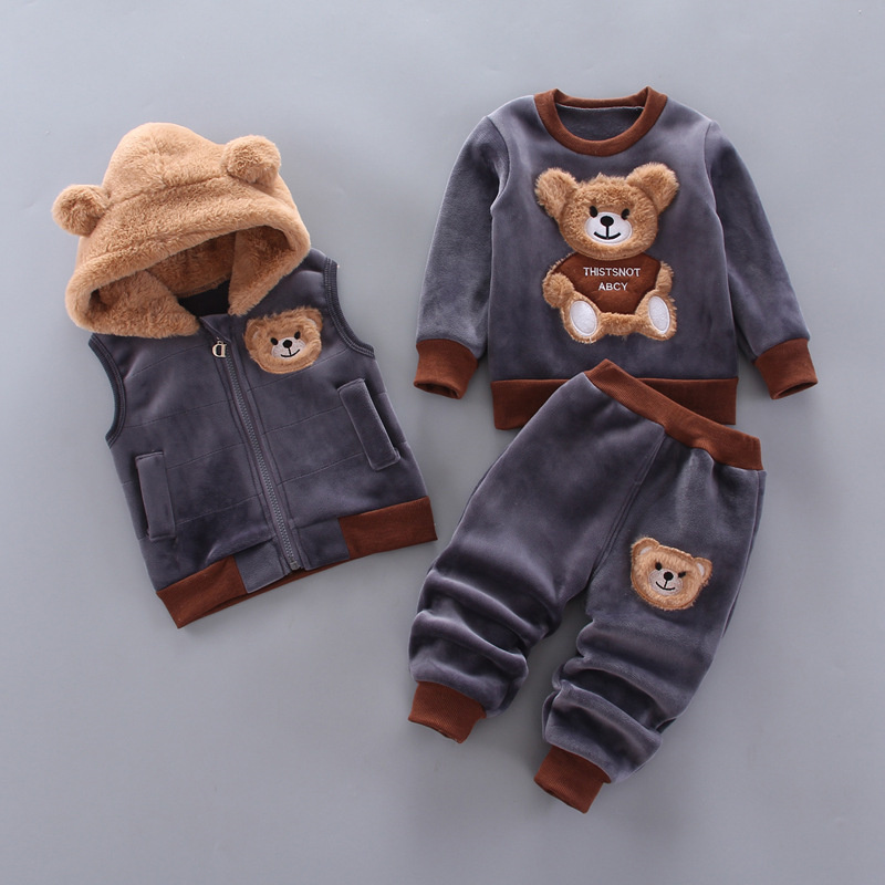 Set di abbigliamento invernale - Winter Clothing Activity recensione e prezzo